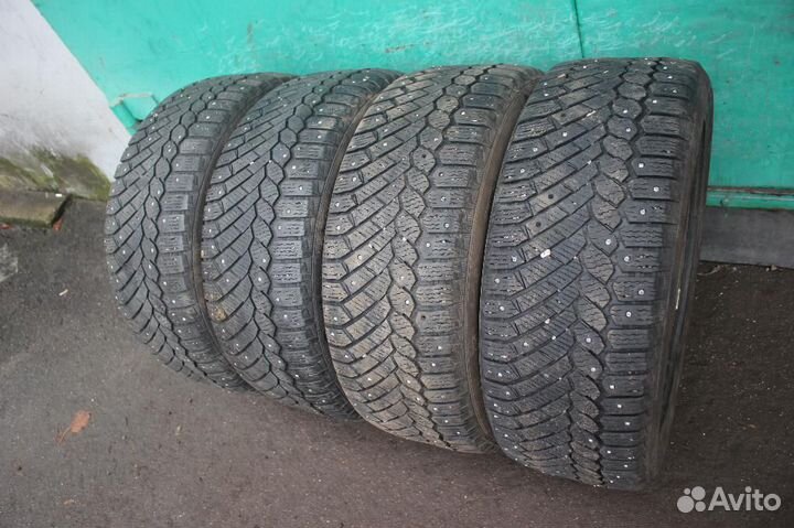 Continental ContiIceContact 235/50 R18