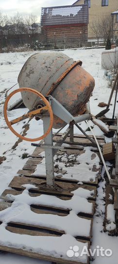 Бетоносмеситель сбр 260