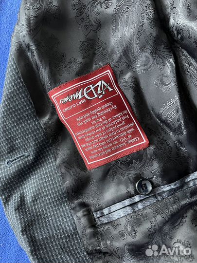 Мужской костюм новый