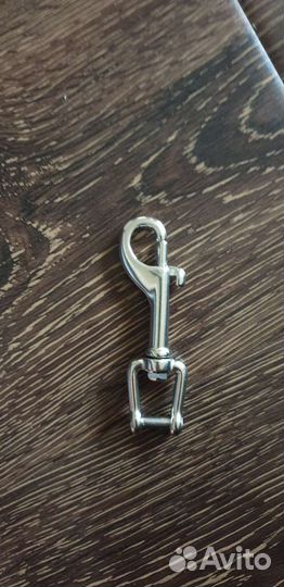 Карабин с вертлюгом на винте 85 мм