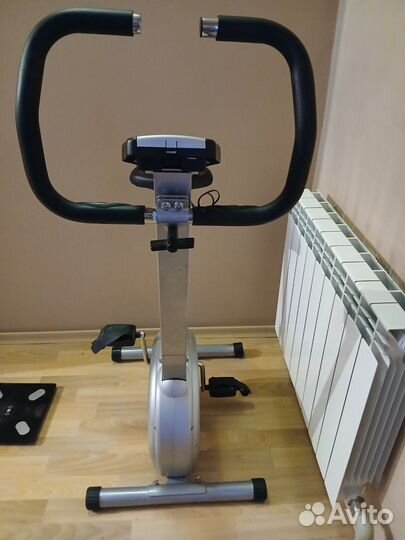 Вертикальный велотренажер Jet Stream JMC-1015 HP