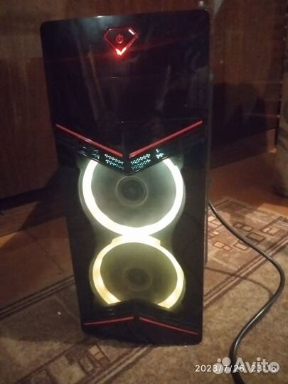 Компьютер Ryzen 5 и AMD R9