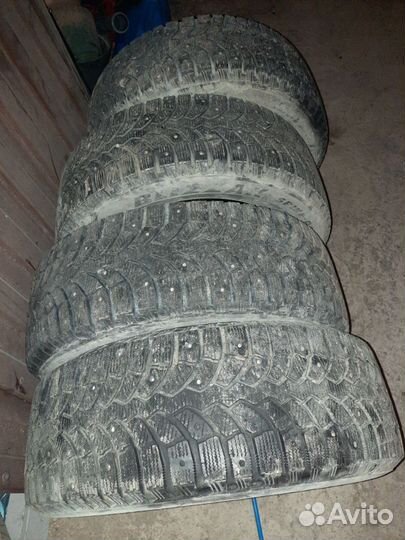 Bridgestone Blizzak Spike-01 195/60 R15