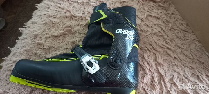 Лыжные ботинки fischer carbonlite