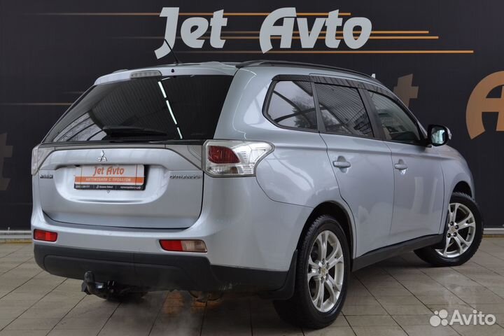 Mitsubishi Outlander 2.4 CVT, 2012, 218 725 км