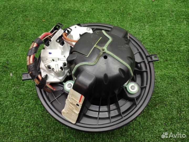 Моторчик печки Bmw X3 F25 N20B20A 2012