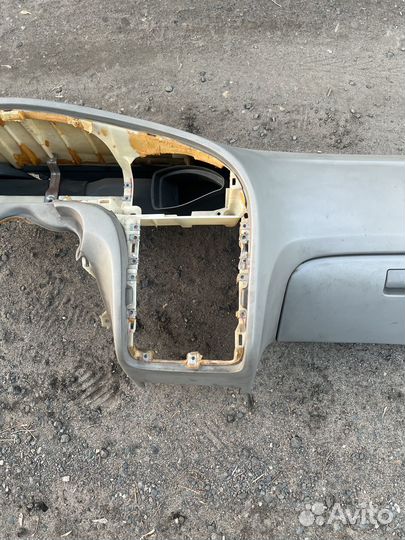 Торпедо с подушкой Элантра Hyundai Elantra XD