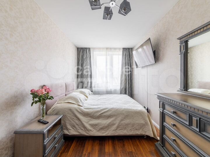 2-к. квартира, 58,7 м², 10/25 эт.