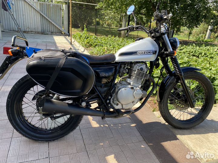 Мотоцикл Suzuki grasstracker bik boi