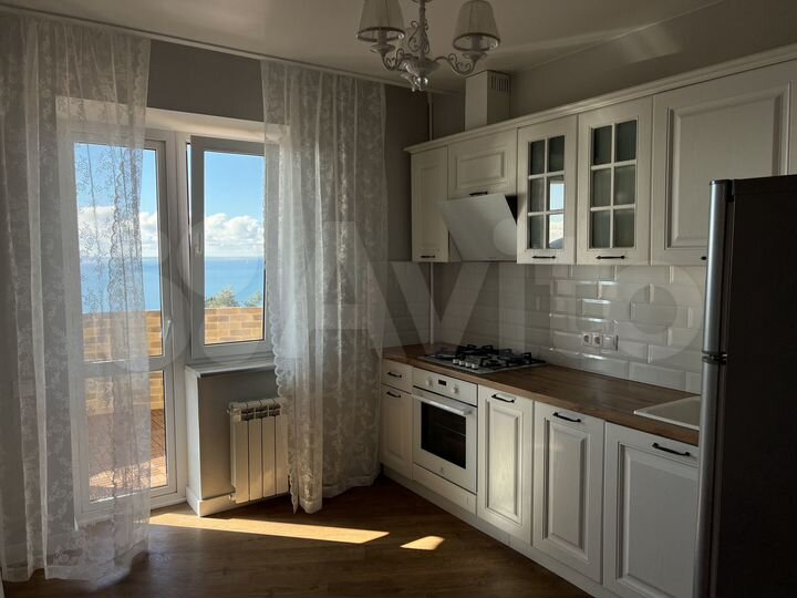 3-к. квартира, 82 м², 5/7 эт.