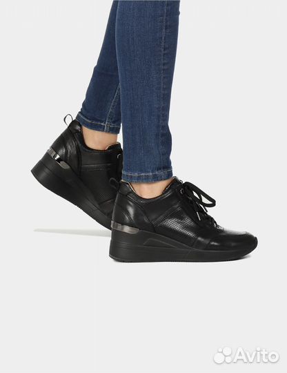 Кроссовки,натуральная кожа