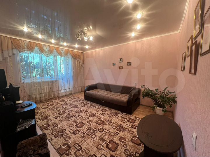 2-к. квартира, 53 м², 5/5 эт.