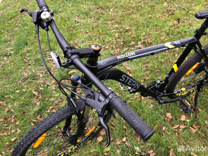 Stern motion 2.0 27.5 колёса 22 рама на высоких