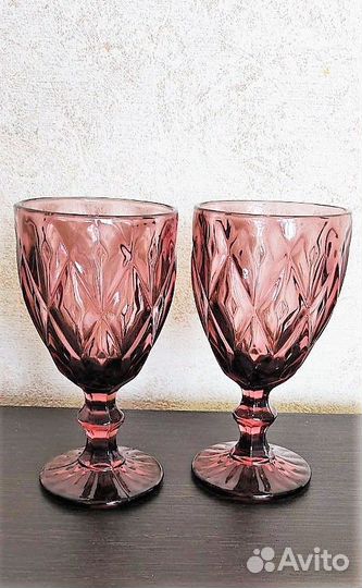 Бокалы для вина новые