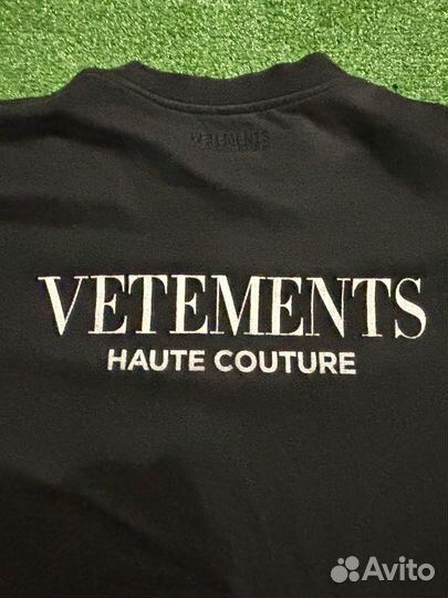 Футболка vetements