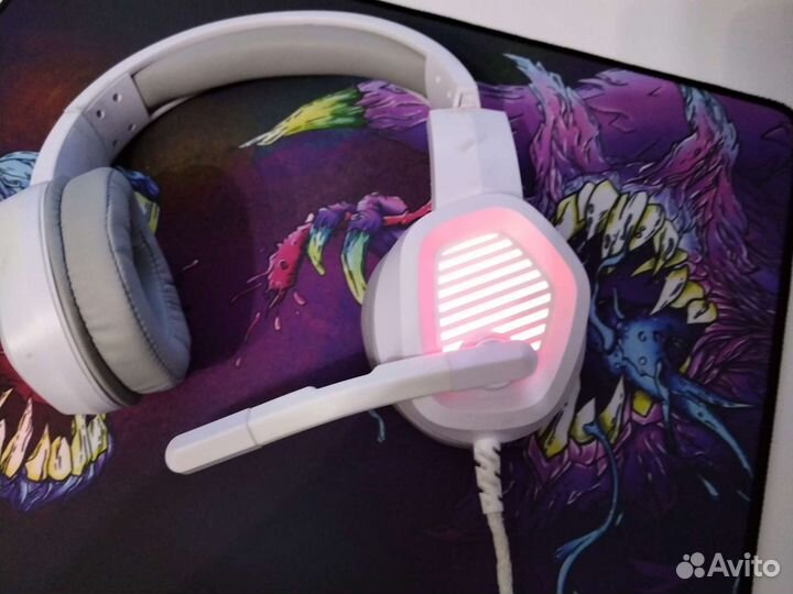 Игровые наушники с микрофоном DNS