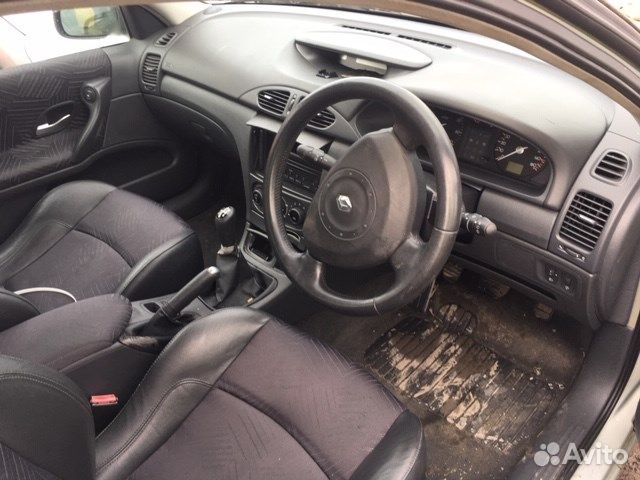Разбор на запчасти Renault Laguna 2