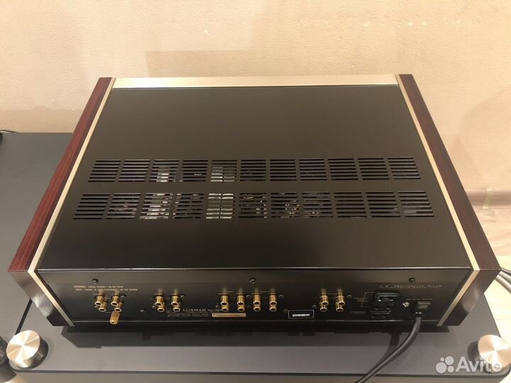 Продам ламповый пред Luxman 360
