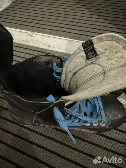 Хоккейные коньки bauer