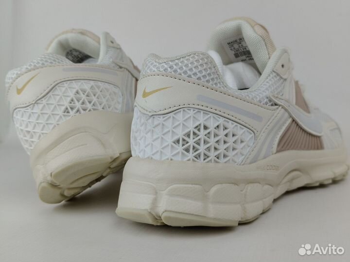 Nike air zoom vomero 5