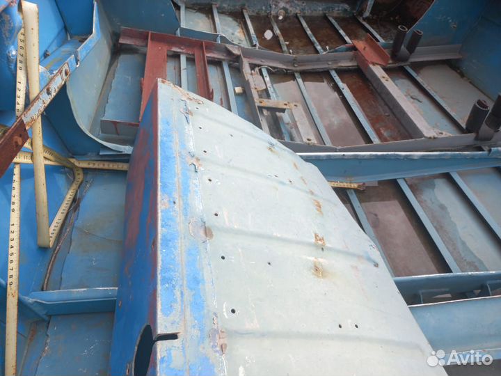 Моторная лодка