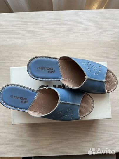 Сабо на деревянной подошве 38