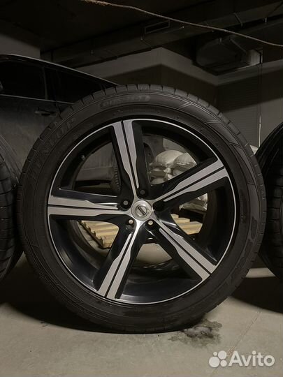 Комплект колес Volvo XC90 R-Design R20