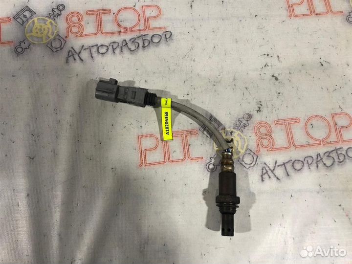 Датчик кислородный Toyota Avensis (AZT250,AZT251