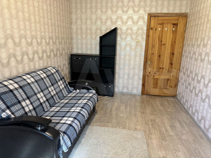 2-к. квартира, 54 м², 2/9 эт.