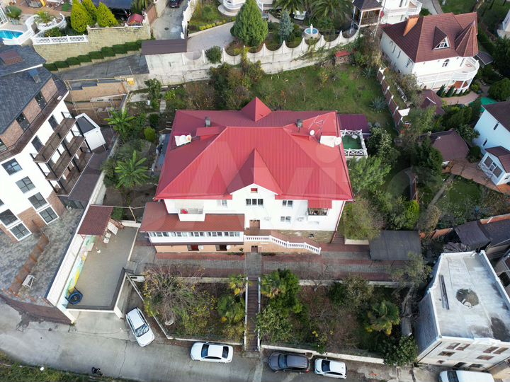 4-к. квартира, 79 м², 1/2 эт.