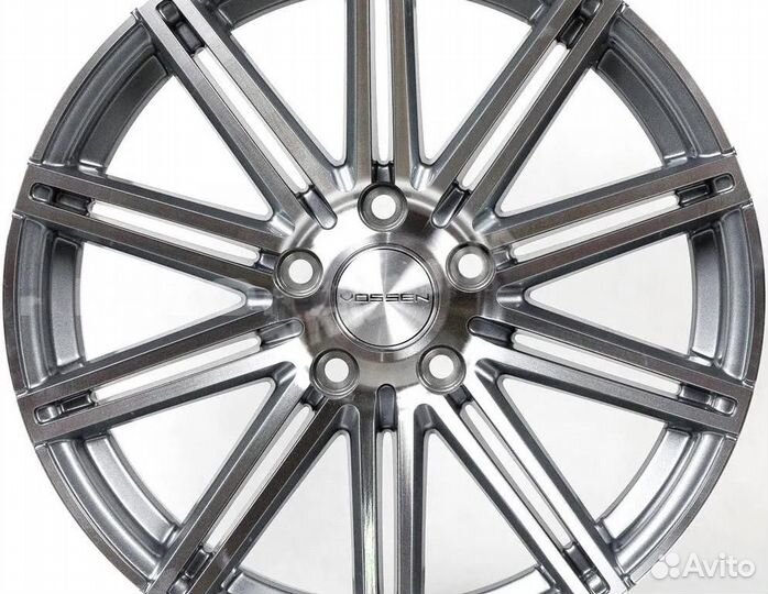 Литой диск в стиле vossen R18 5x114.3. Примерка