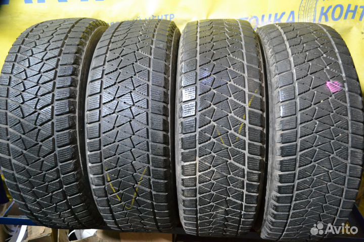 Bridgestone Blizzak DM-V2 225/65 R17