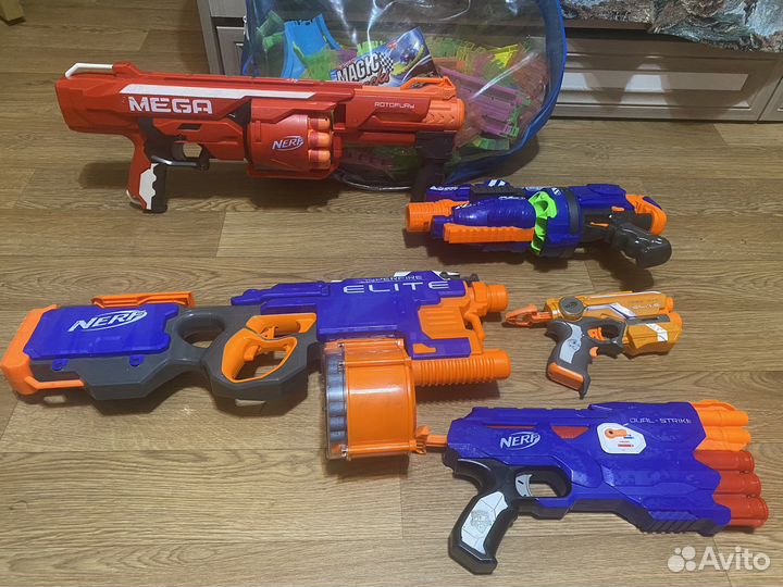 Nerf бластеры