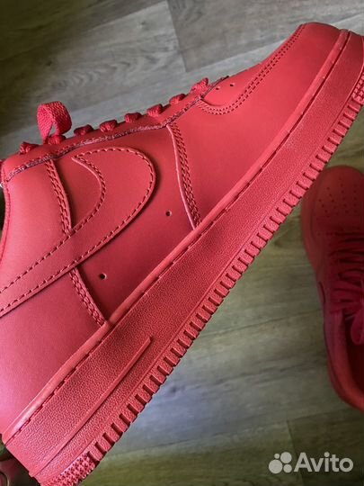 Кроссовки Nike air force triple red оригинал