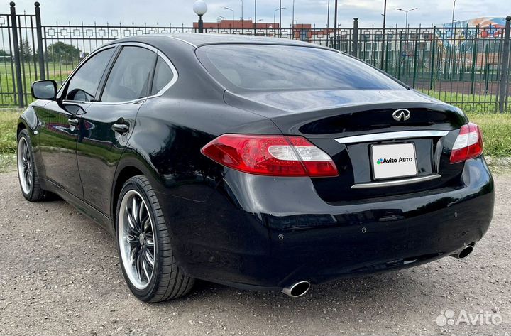 Infiniti M37 3.7 AT, 2011, 220 000 км