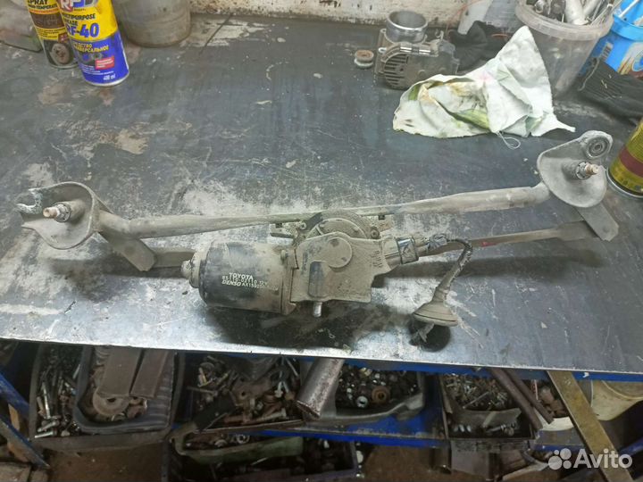 Трапеция дворников Toyota Matrix, Pontiac Vibe