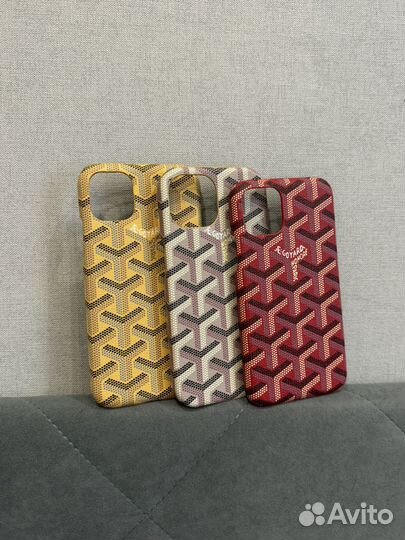 Цветной чехол для iPhone Goyard