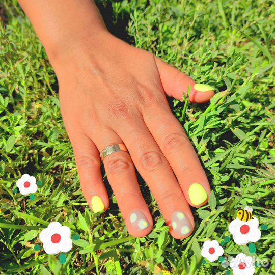 Маникюр на дому