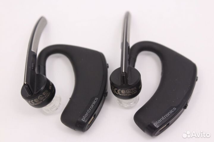 Bluetooth гарнитура Plantronics Legend 2 шт