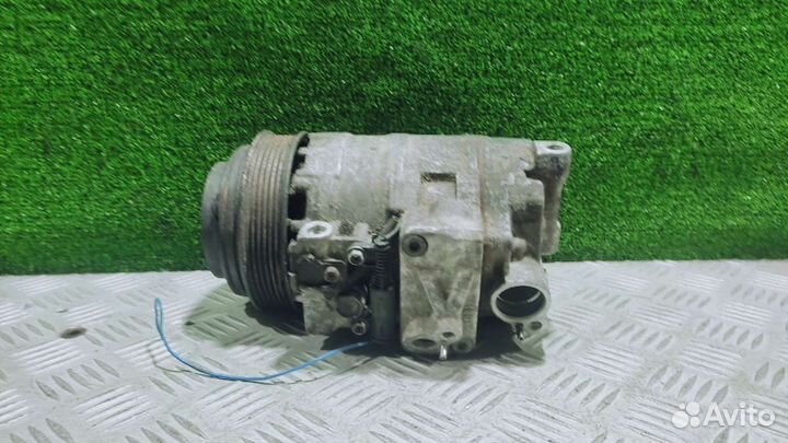 Компрессор системы кондиционирования Mercedes-Benz