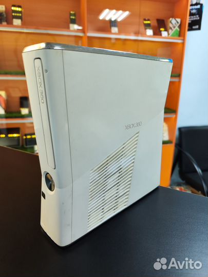 Игровая приставка Xbox 360 + Kinect