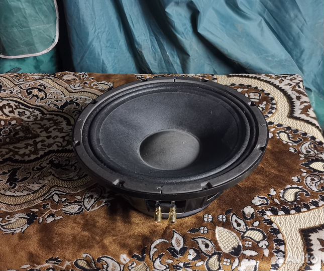 Динамики гитарные Ibanez Eminence Mackie