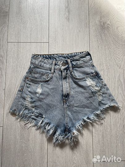 Шорты женские