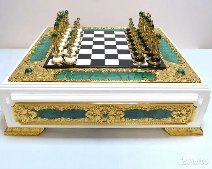 Шахматы ручной работы из камня