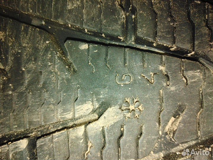 Nokian Tyres Hakkapeliitta 7 225/65 R17 102H