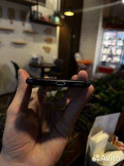 Телефон honor 20 pro