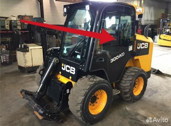 Стекло дверное левое на погрузчик Jcb 155 255 260