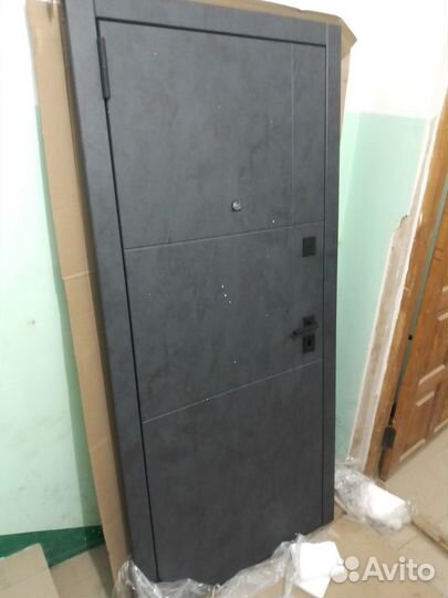 Двери входные металлические, межкомнатные