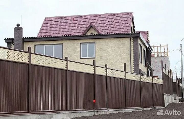 Забор из сендвич панелей