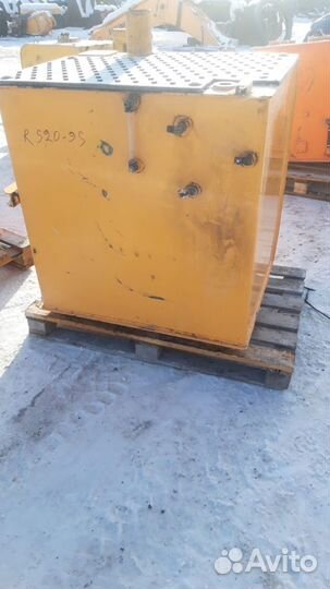 Топливный бак fuel tank Hyundai R520-9S